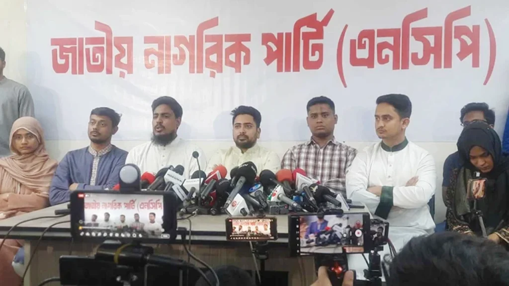 বৈষম্যবিরোধী ও সমন্বয়ক পরিচয়ের কী হবে, জানালে নাহিদ