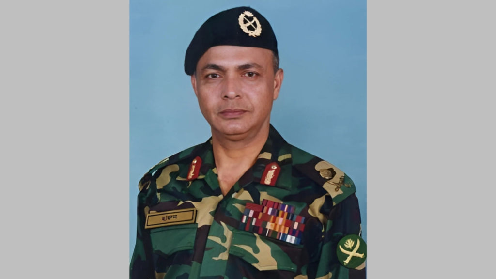 ইচ্ছা পূরণে রাষ্ট্রীয় মর্যাদা ছাড়া দাফন করা হলো সাবেক সেনাপ্রধান হারুনকে