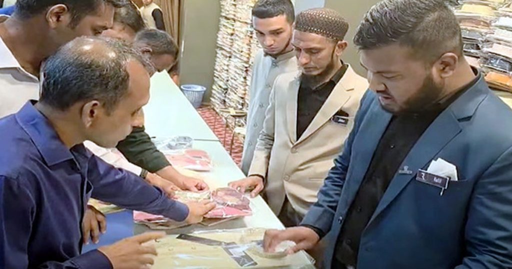 বাংলাদেশি পাঞ্জাবি ভারতীয় বলে বিক্রি, রাজস্থানকে লাখ টাকা জরিমানা