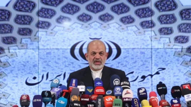 ইরানের রেভল্যুশনারি গার্ডের নতুন প্রধান আহমদ বাহিদি