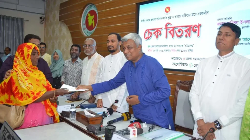 সরকার জ্বালানি তেলে প্রতিদিন ১৬৭ কোটি টাকা ভর্তুকি দিচ্ছে