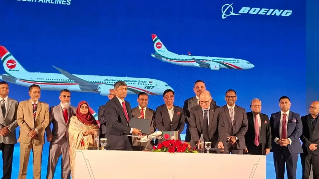 ৩৭ হাজার কোটির ১৪টি এয়ারক্রাফট কেনার ঐতিহাসিক চুক্তি স্বাক্ষর করল বিমান