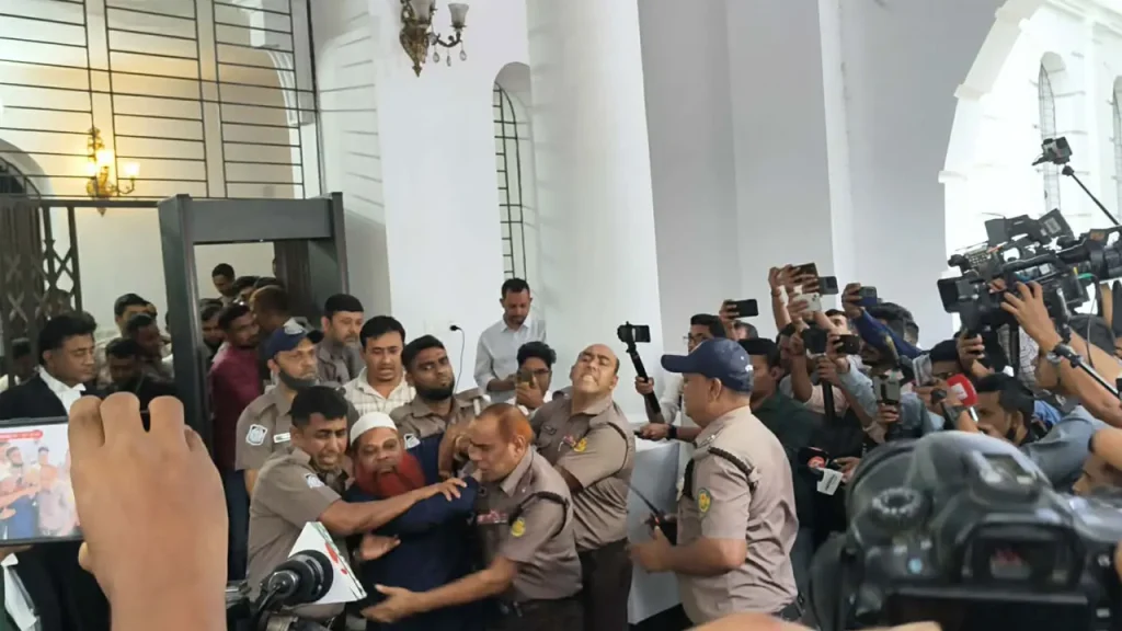 আবু সাঈদ হত্যা মামলার রায়ের পর আসামিদের হট্টগোল, ‘জয় বাংলা’ স্লোগান