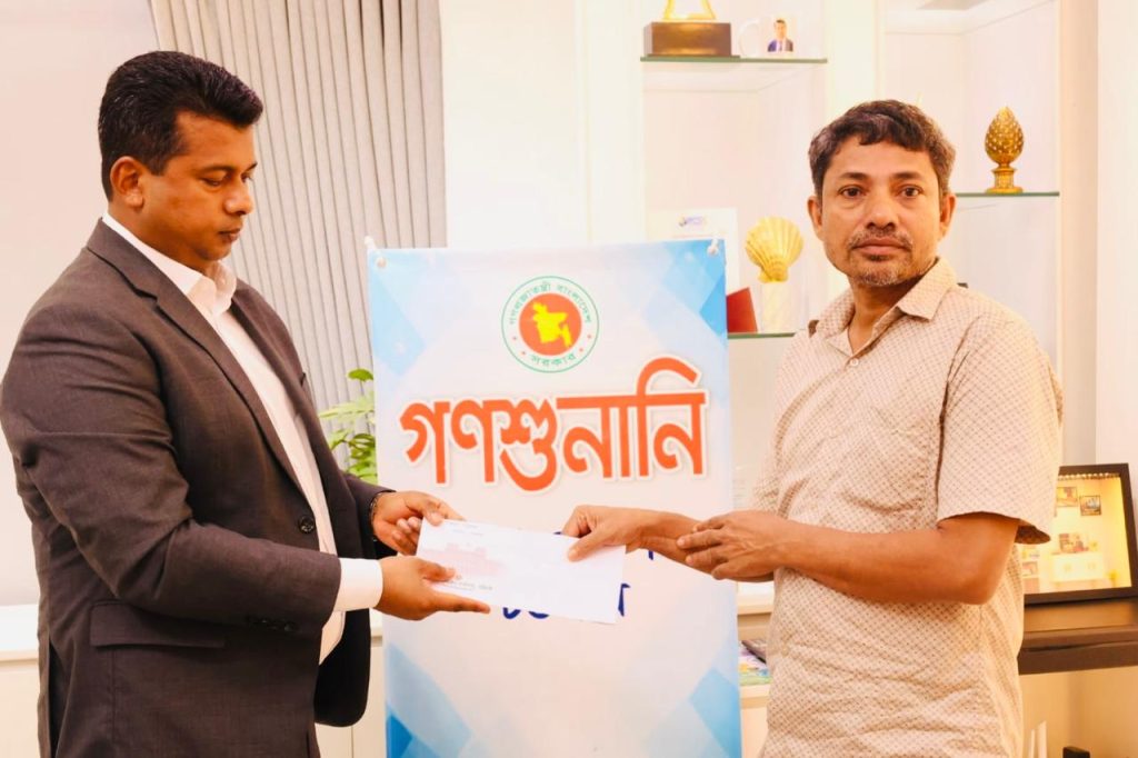 এক কক্ষে মানুষের আর্তনাদ, মানবিক ডিসির গণশুনানিতে ফিরল আশার আলো