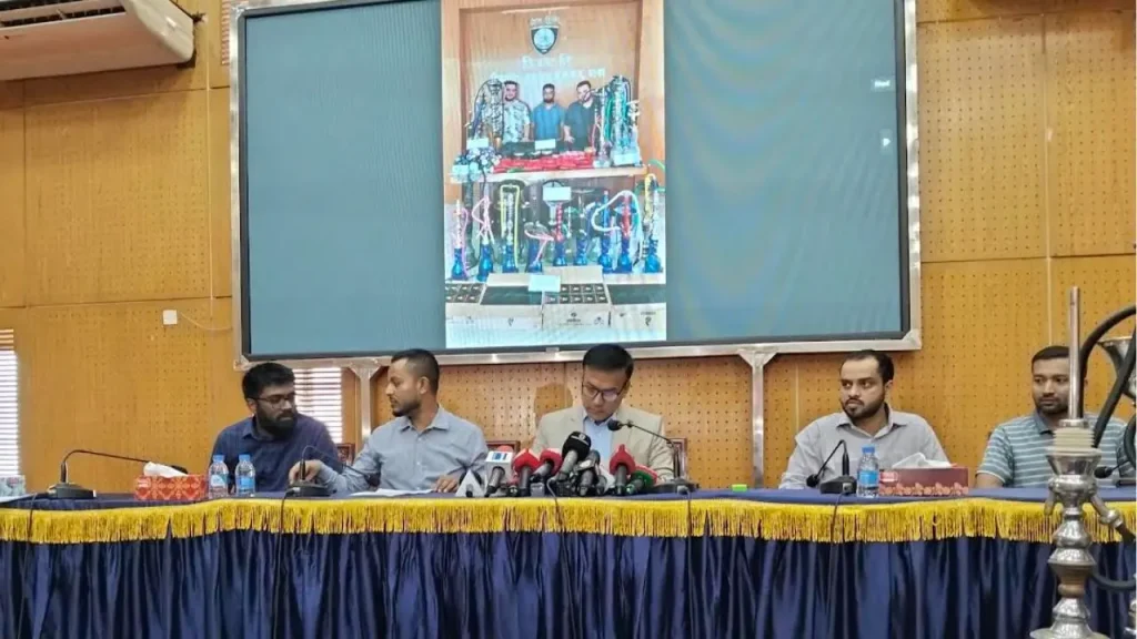 ইরান থেকে শিখে এসে বাংলাদেশে অনলাইনে সিসা কারবার, গ্রেপ্তার ৩