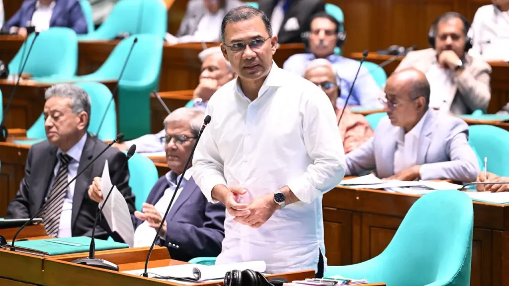 সব সুযোগ-সুবিধা নিয়ে আসছে ‘ইউনিভার্সাল কার্ড’ : সংসদে প্রধানমন্ত্রী