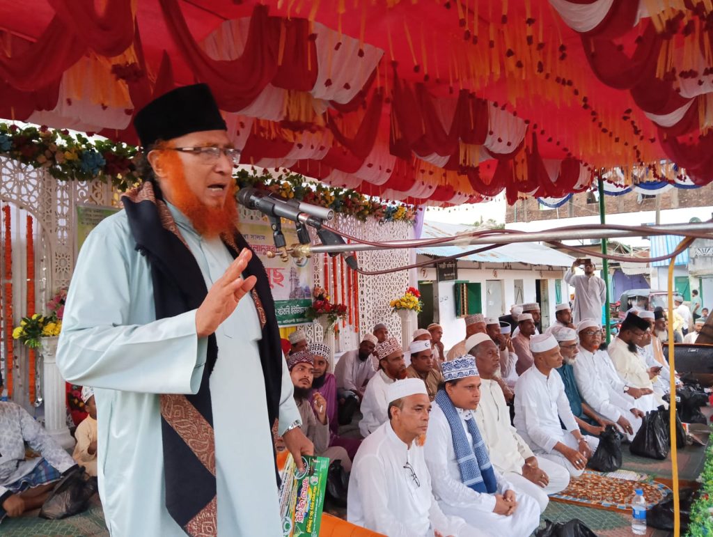 আনোয়ারায় গাউসিয়া কমিটির স্বাগত জুলুছ পূর্ববর্তী মাহফিল অনুষ্ঠিত